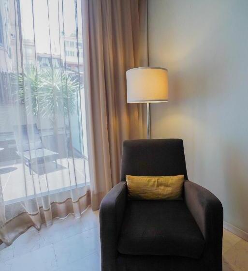 اتاق سوپریور, Constanza