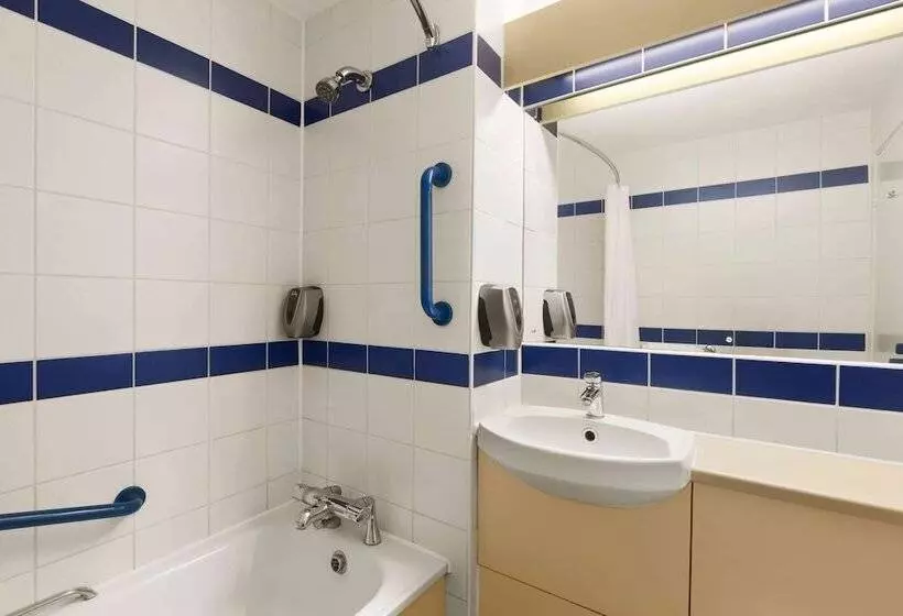 スタンダードルーム, Days Inn Sutton Scotney South