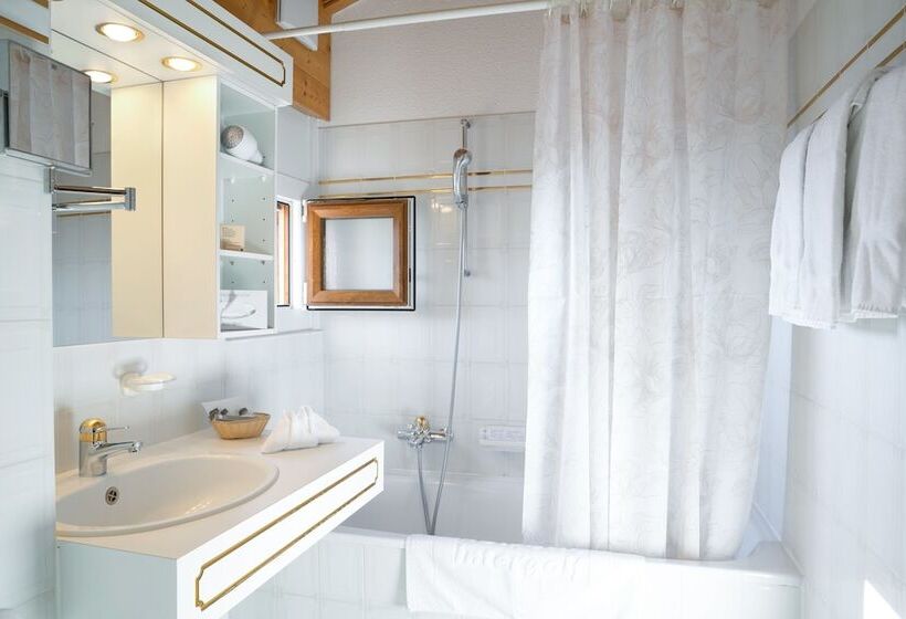 침실 1개 아파트, Helvetia Intergolf