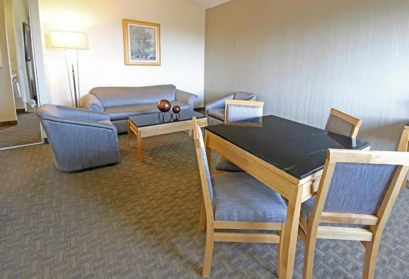 キングサイズベッドのスイートルーム, Holiday Inn Cuernavaca, An Ihg