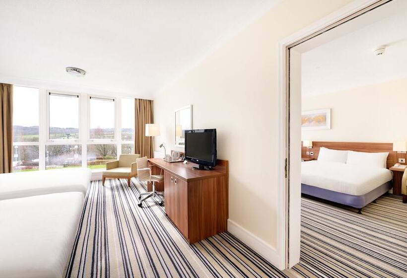 ２ダブルベッドのスタンダードルーム, Holiday Inn Leeds Brighouse, An Ihg