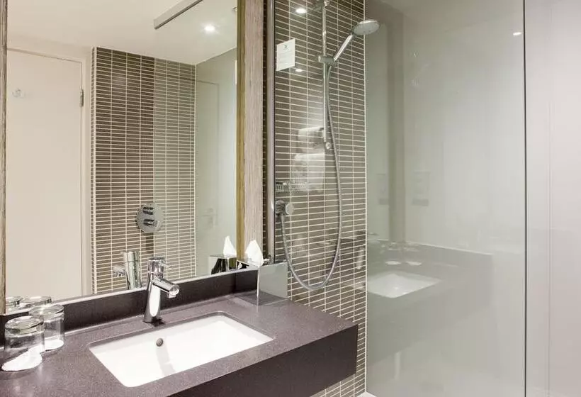 Standard-huone 2 Parivuodetta, Holiday Inn Leeds Brighouse, An Ihg
