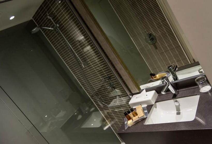 身障者適用スタンダードルーム, Holiday Inn Leeds Brighouse, An Ihg