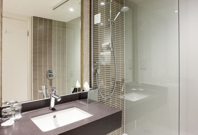 スタンダードルーム, Holiday Inn Leeds Brighouse, An Ihg