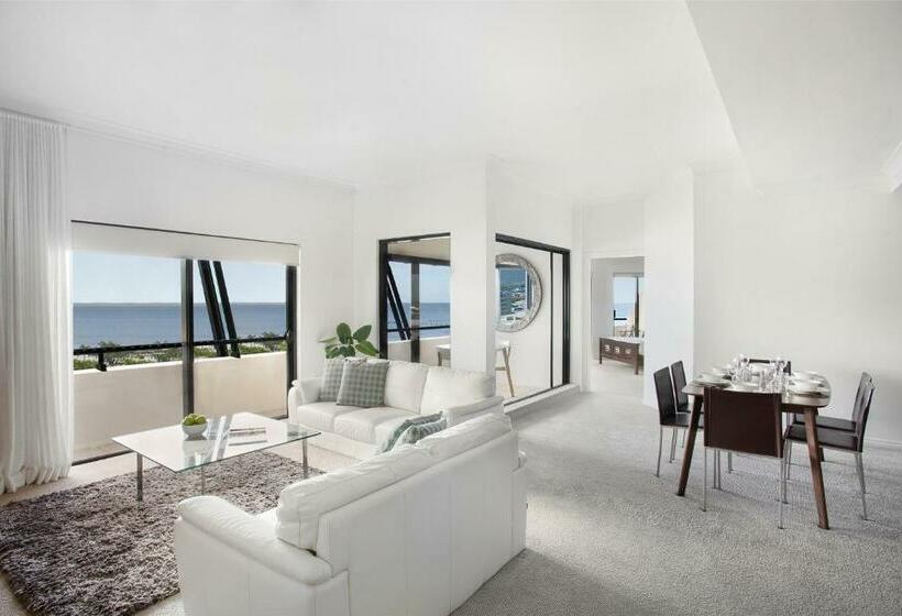Апартаменты 3 Спальни, Mantra Esplanade