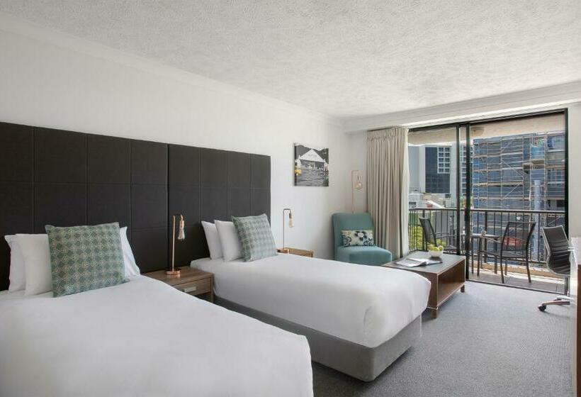 スタンダードシティビュールーム, Mantra Esplanade