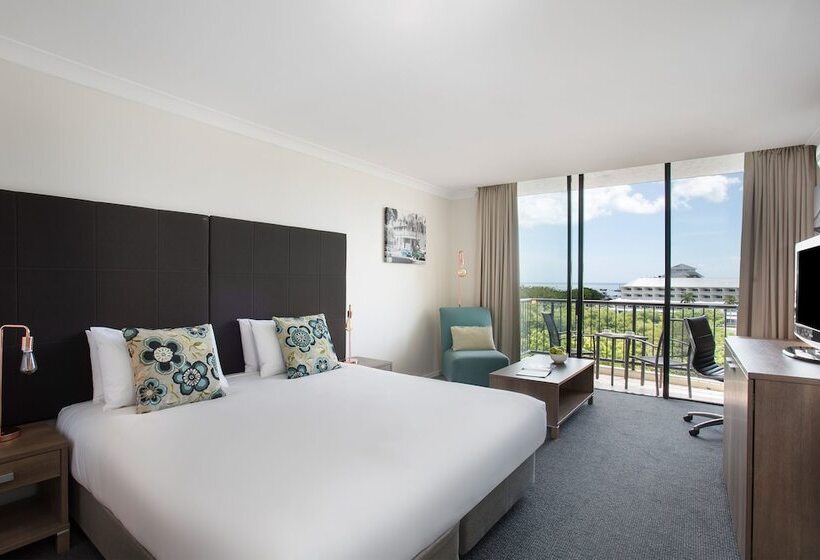 スタンダードシティビュールーム, Mantra Esplanade