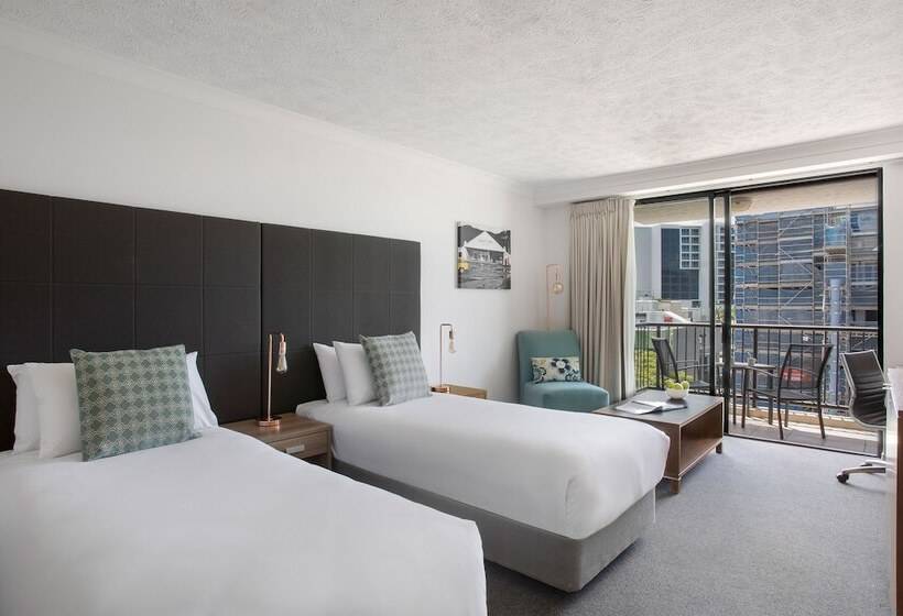 スタンダードシティビュールーム, Mantra Esplanade