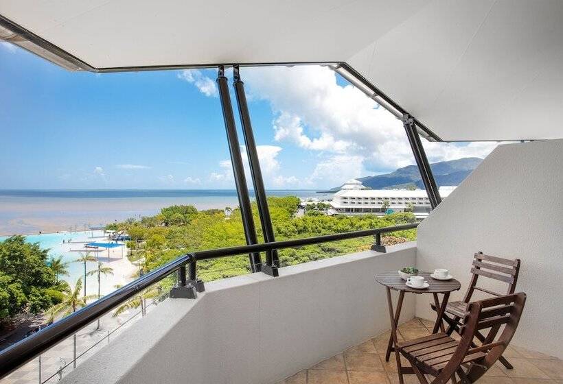 ３ベッドルームアパートメント, Mantra Esplanade