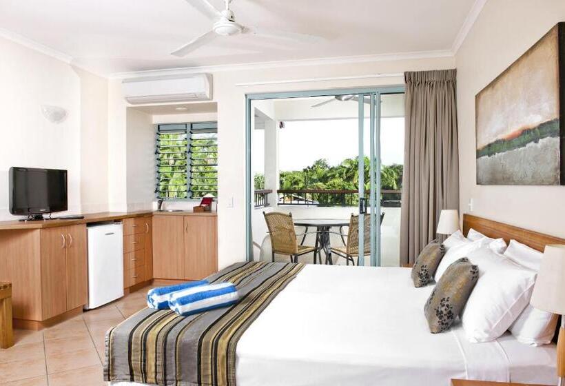 スタンダードルーム, Mantra In The Village