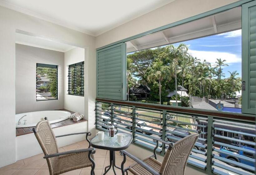 スイート, Mantra In The Village