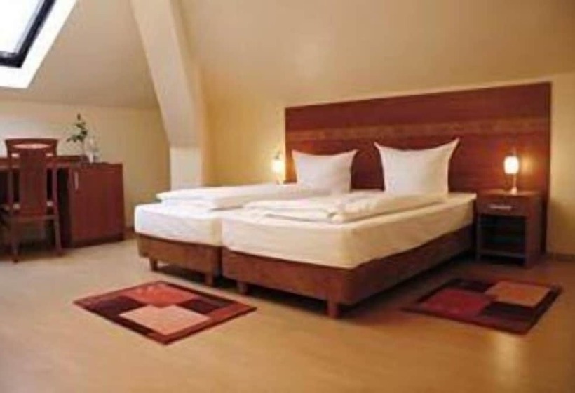 Номер Стандарт, Monte Cristo