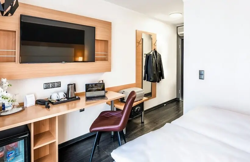 Standard-huone, Plaza Inn Heilbronn