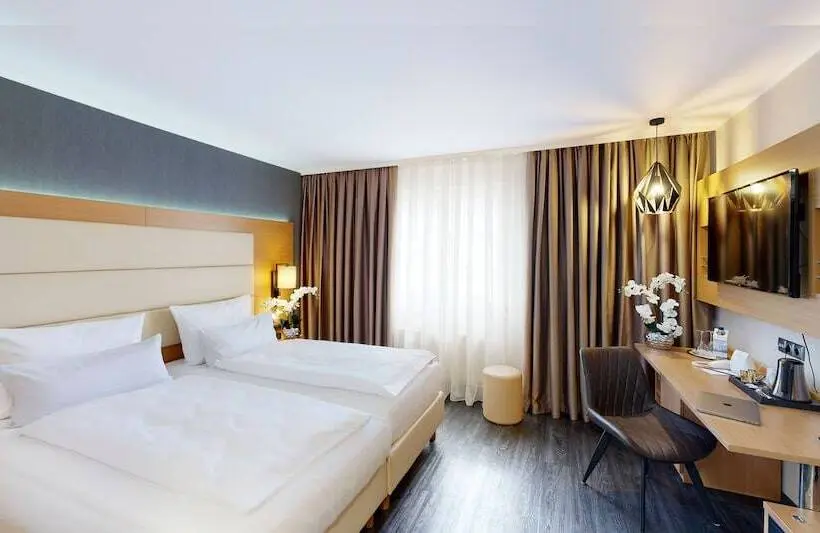 Comfort Yhden Hengen Huone, Plaza Inn Heilbronn