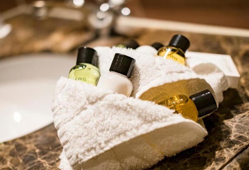 غرفة ديلوكس, The Chamberlain