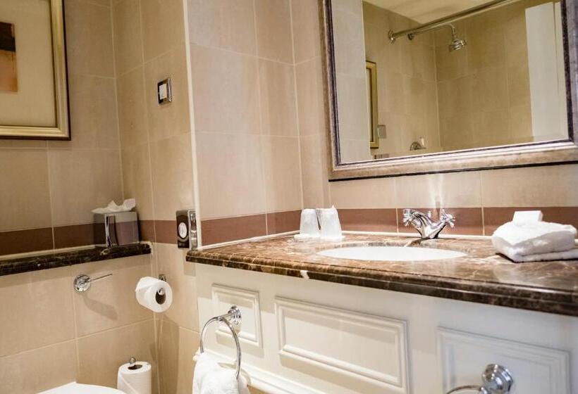 غرفة ديلوكس, The Chamberlain