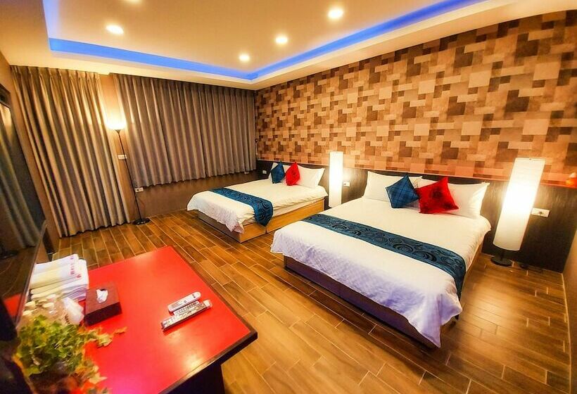 اتاق خانوادگی, Suao Backpackers