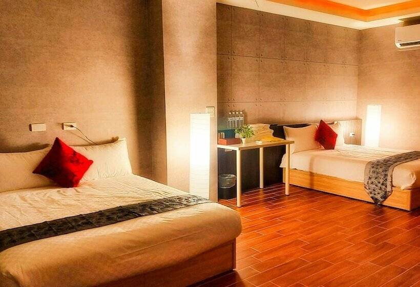 اتاق خانوادگی, Suao Backpackers