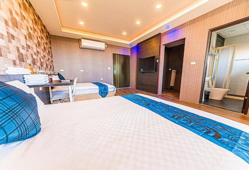 اتاق کلاسیک چهارنفره, Suao Backpackers