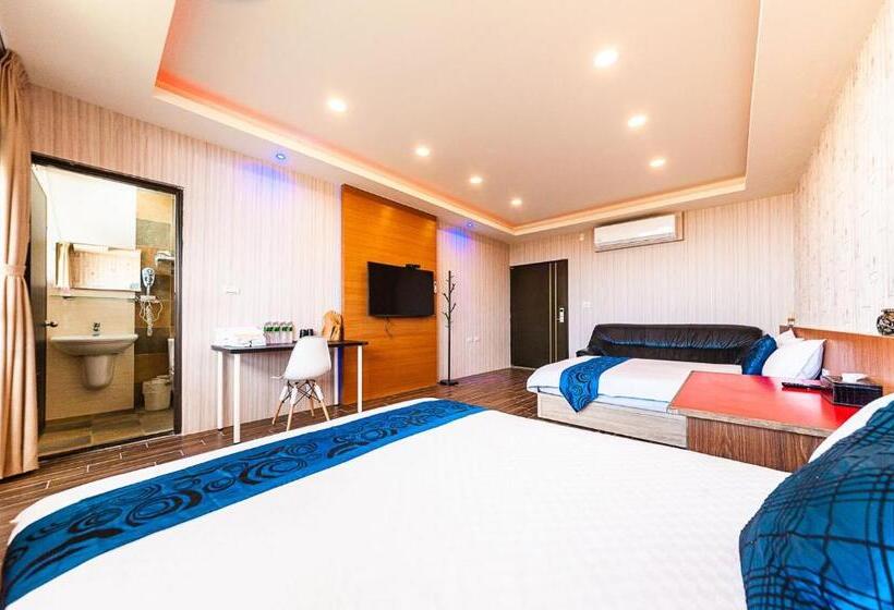 اتاق کلاسیک چهارنفره, Suao Backpackers