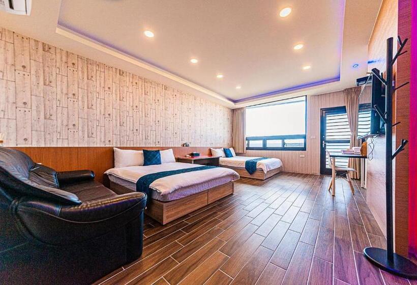 اتاق کلاسیک چهارنفره, Suao Backpackers