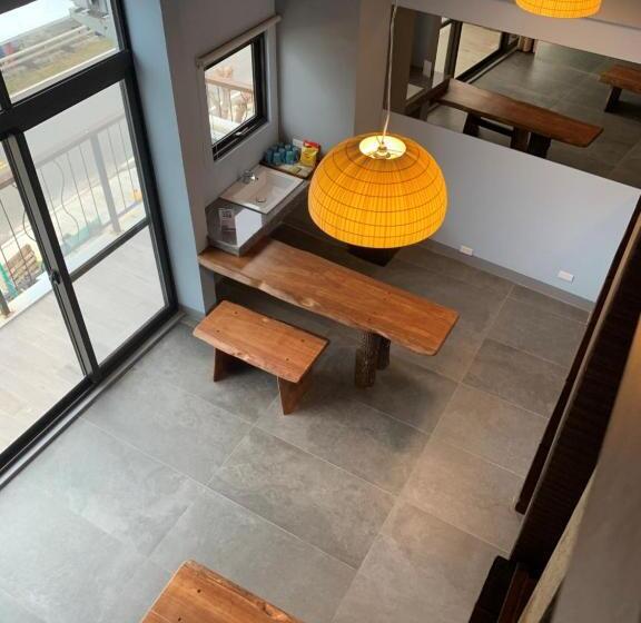 اتاق خانوادگی با چشم‌انداز دریا, 墾丁興海灣民宿