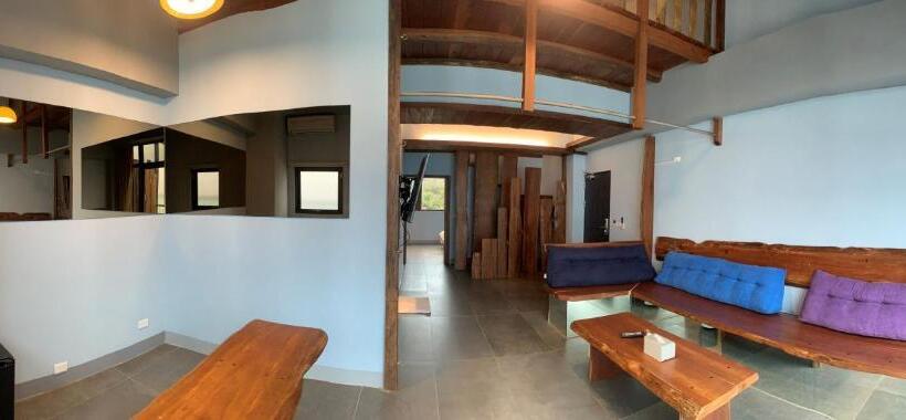 اتاق خانوادگی با چشم‌انداز دریا, 墾丁興海灣民宿