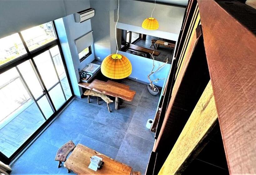 اتاق خانوادگی با چشم‌انداز دریا, 墾丁興海灣民宿