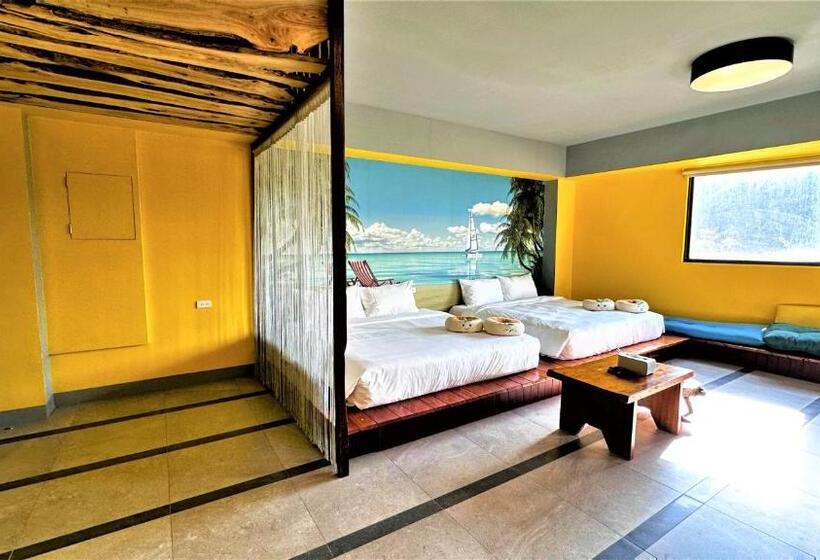 اتاق استاندارد چهار تخته, 墾丁興海灣民宿