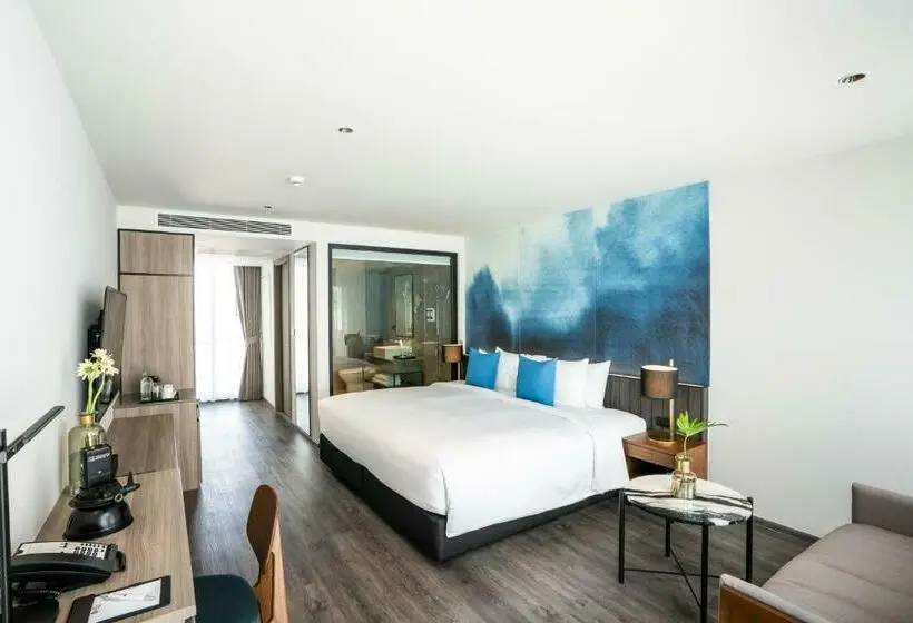プールの見えるデラックスルーム, Best Western Plus Nexen Pattaya