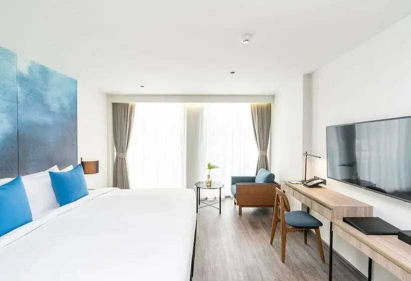 プールの見えるデラックスルーム, Best Western Plus Nexen Pattaya