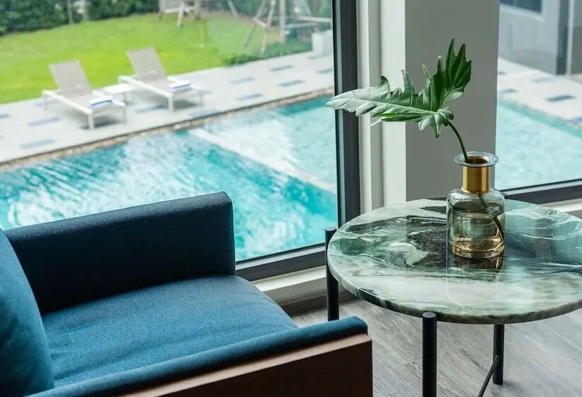 プールの見えるデラックスルーム, Best Western Plus Nexen Pattaya