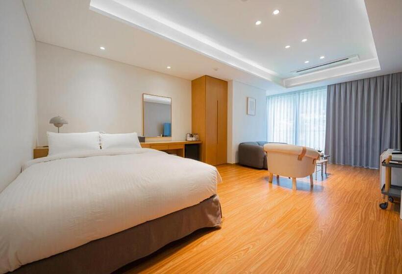 غرفة ديلوكس عائلية, 코스모스 울릉도 Kosmos Ulleungdo