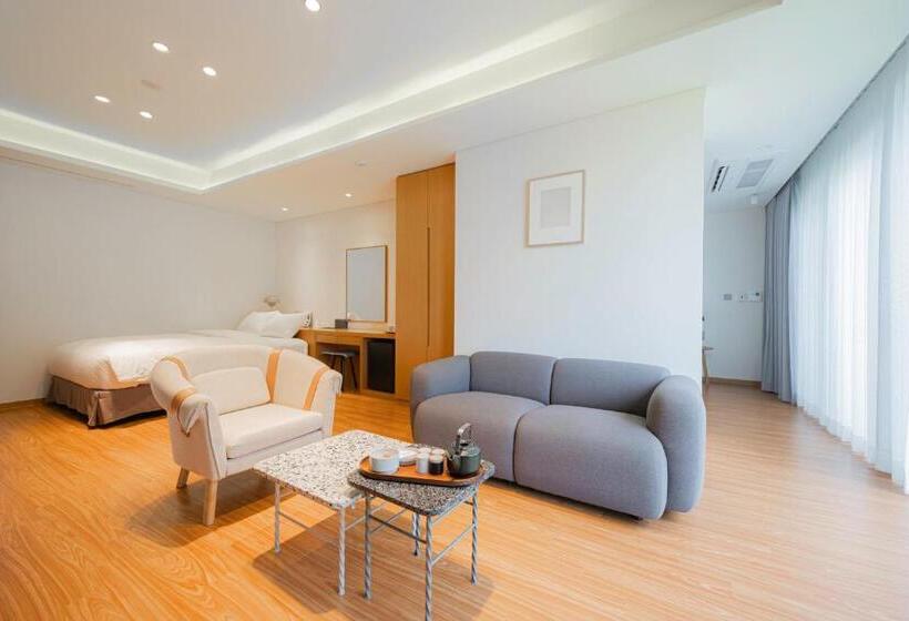 غرفة ديلوكس عائلية, 코스모스 울릉도 Kosmos Ulleungdo