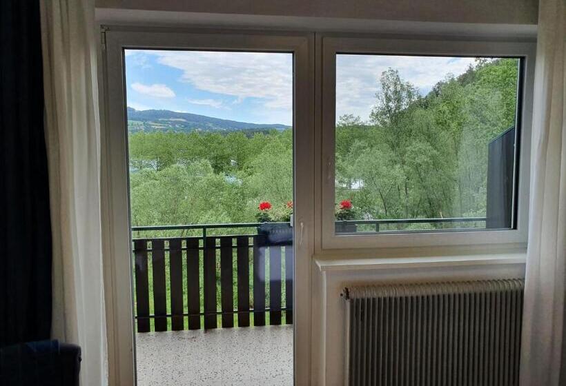 이코노미 룸, Gasthof Pension Waldhof