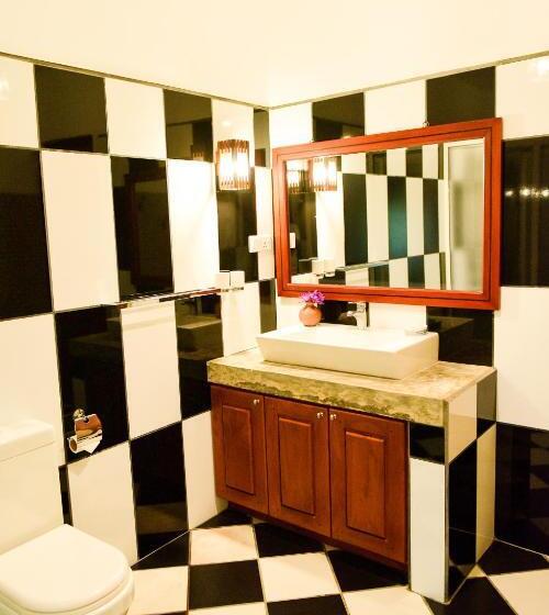 חדר משפחתי, Samudra Villa