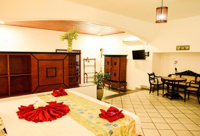 غرفة عائلية, Samudra Villa