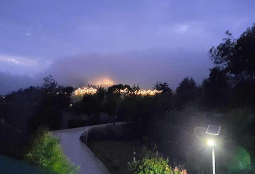 غرفة قياسية مطلّة علي الحديقة, Rosewood Estate