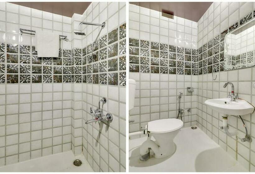 غرفة سوبيريور سرير كينج, Capital O 76417 Heritage House