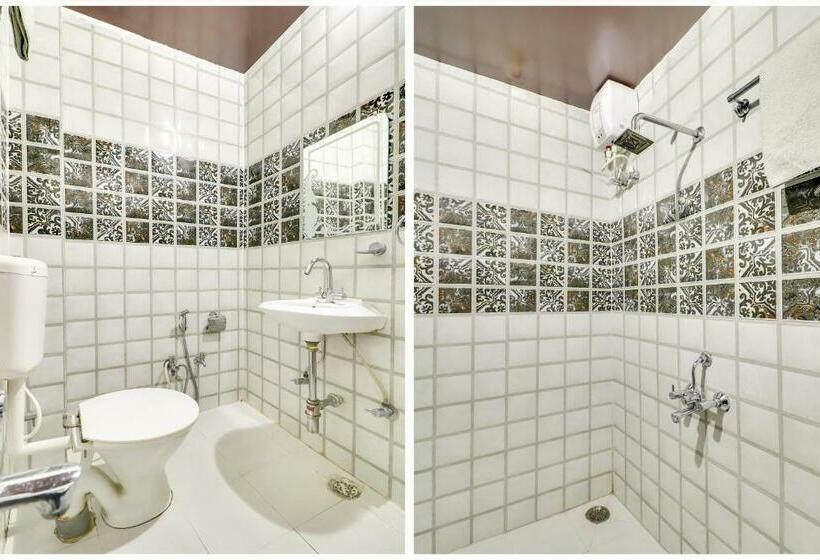Номер Superior Кровать Кинг, Capital O 76417 Heritage House