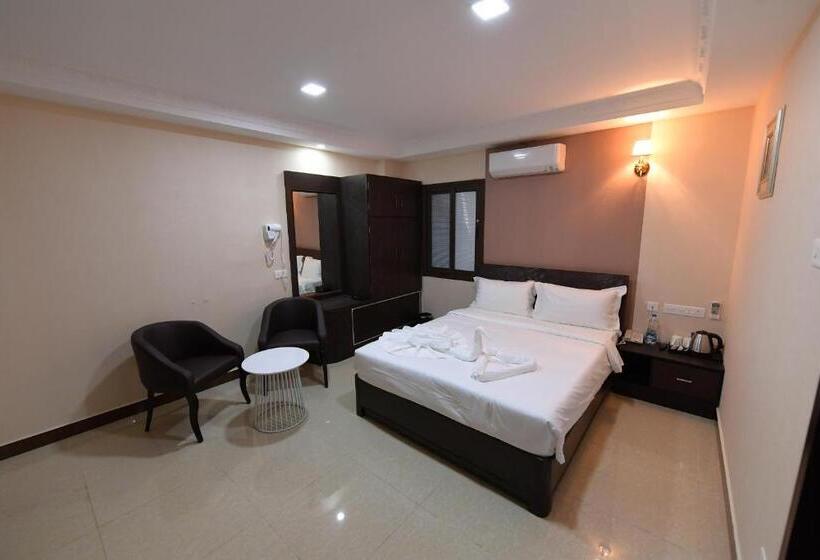 Deluxe Room, Sampath