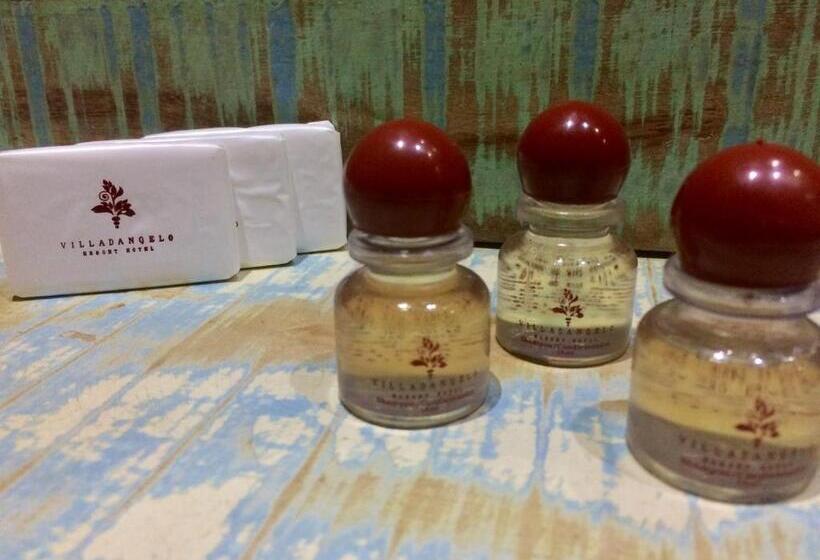 Delüks Oda, Villa D'angelo