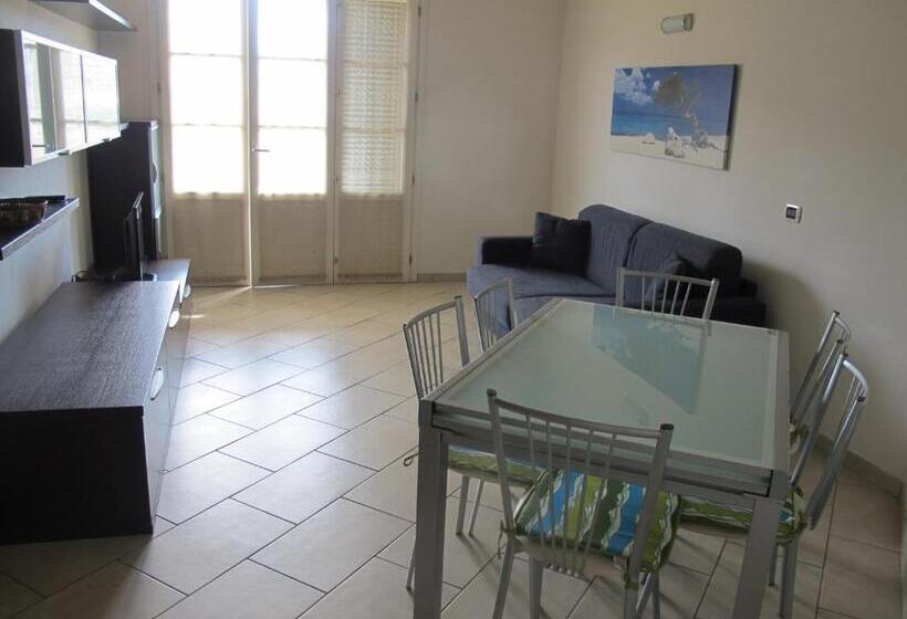 דירת חדר עם טרסה, Il Palco Residence