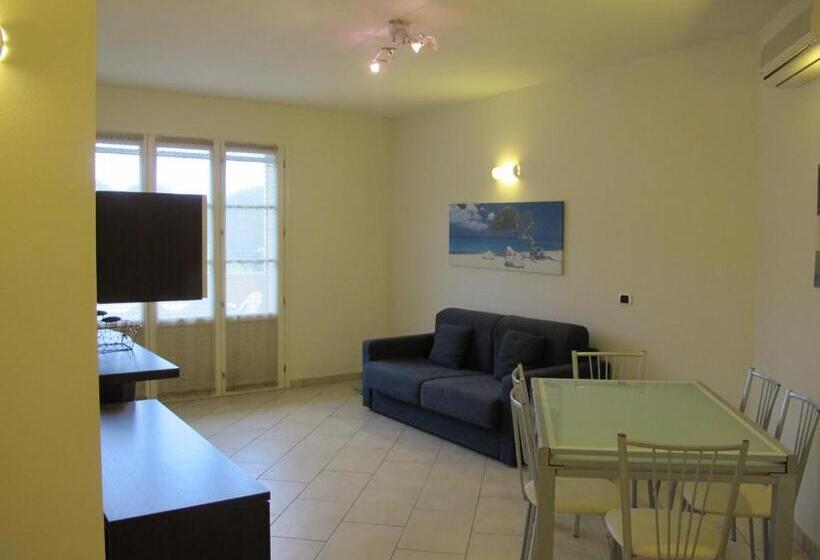 דירת חדר עם טרסה, Il Palco Residence