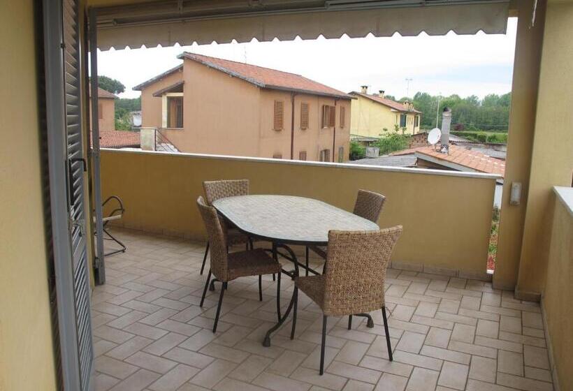 דירת שני חדרים, Il Palco Residence