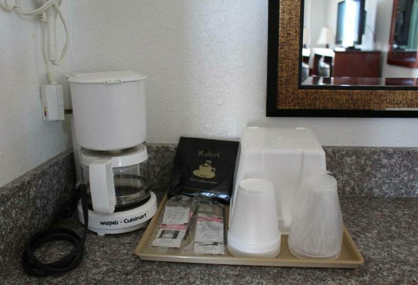 חדר סטנדרט עם מיטת קינג, Crown Inn