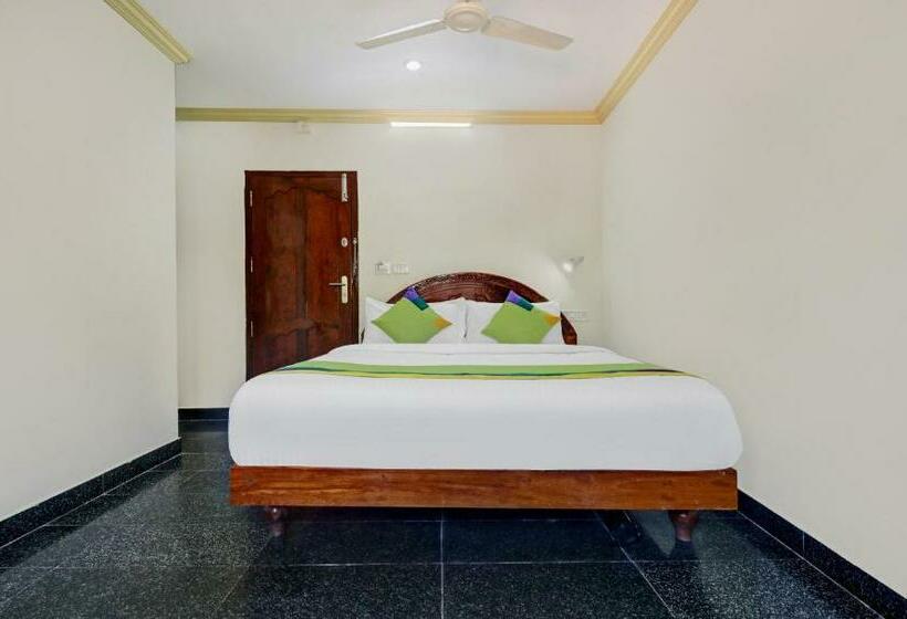 Номер Стандарт, Itsy Hotels The Waters Edge Beach Resort