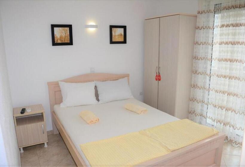 اتاق لوکس خانوادگی, Apartments Nuna