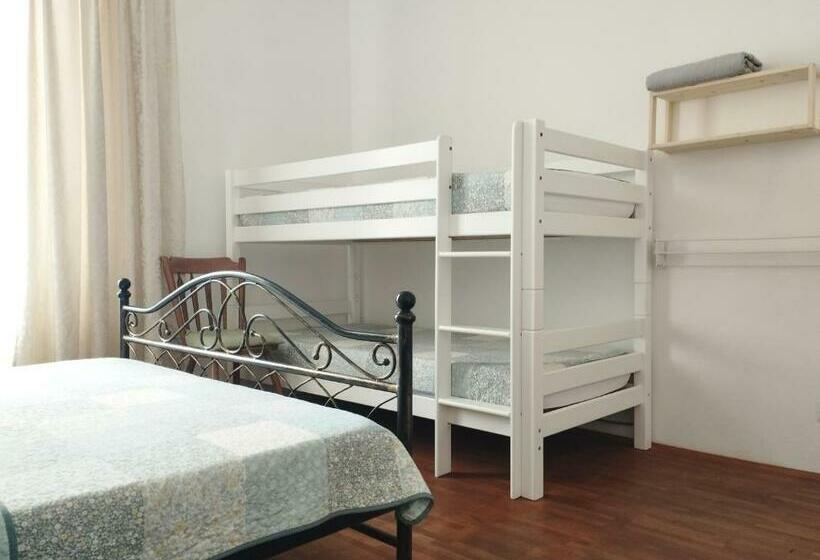 اتاق خانوادگی با سرویس بهداشتی مشترک, Guest House Izola