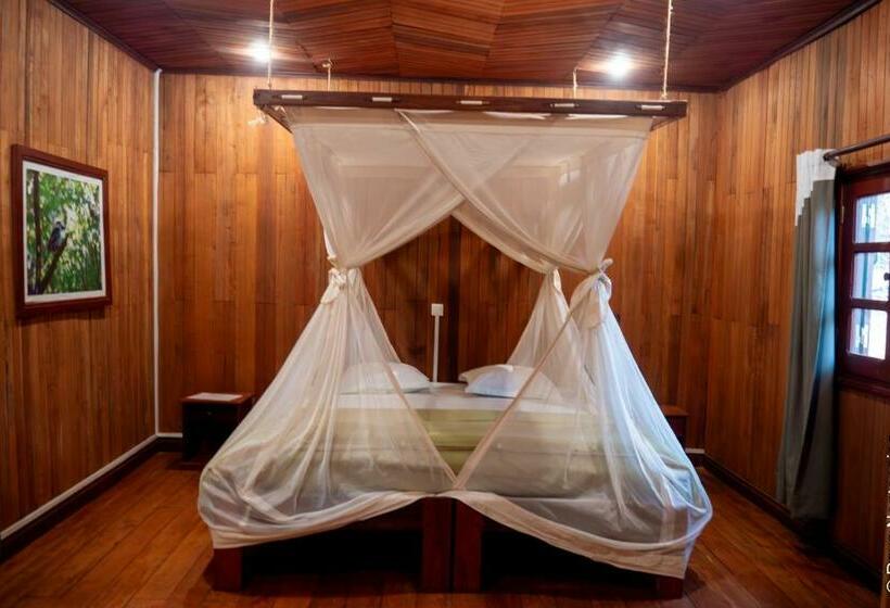 بانگلوی استاندارد, Olympe De Bemaraha